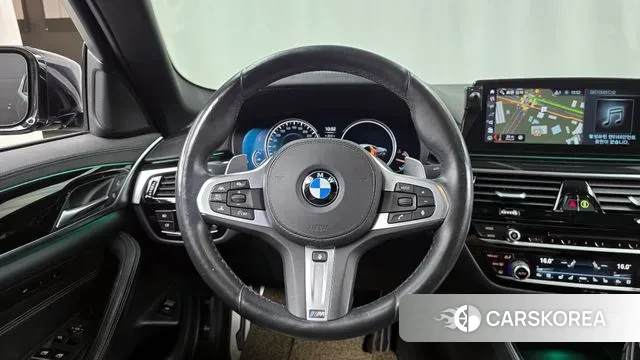 BMW 5 Series (G30) 2018 Черный из Кореи, фото 4