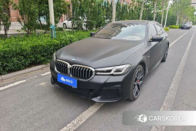 BMW 5 series 2021 Черный из Китая, фото 4