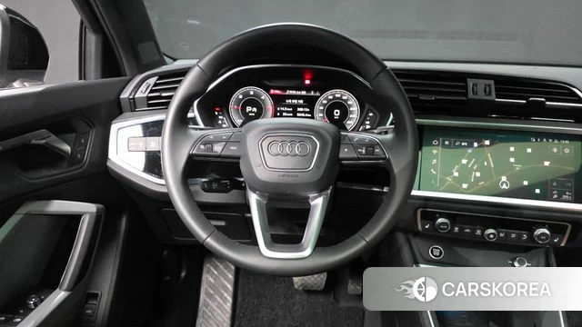Audi Q3 (F3) 2025 Белый из Кореи, фото 4