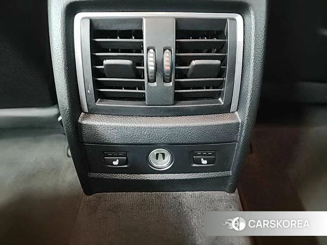 BMW 3 Series (F30) 2018 Белый из Кореи, фото 4