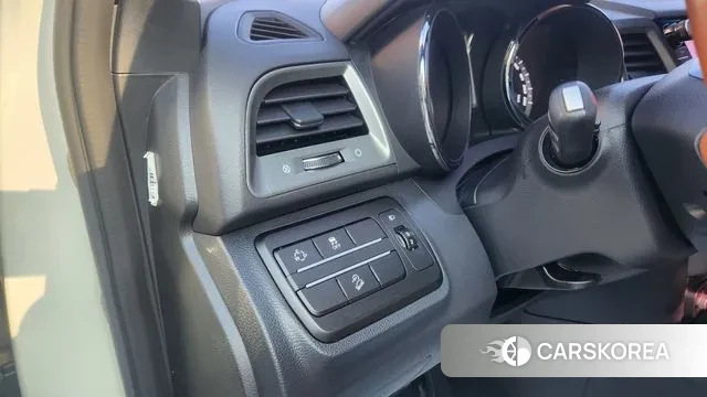 Ssangyong Tivoli Armor 2018 Белый из Кореи, фото 4