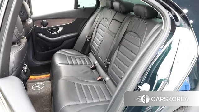 Mercedes-Benz C-Class W205 2019 Темно-зеленый из Кореи, фото 4