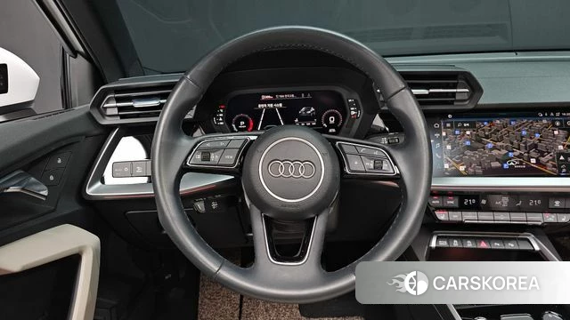 Audi A3 (8Y) 2023 Белый из Кореи, фото 4