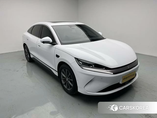BYD Qin L EV 2025 Белый из Китая, фото 4