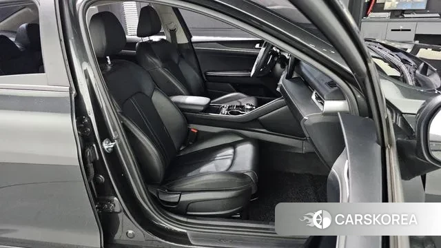 Kia K5 3rd generation 2021 Серый из Кореи, фото 4