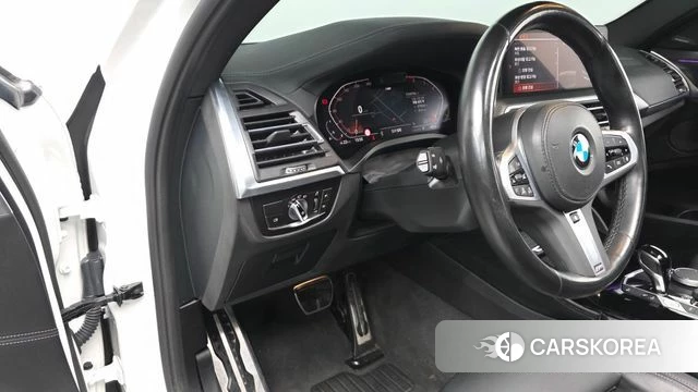 BMW X4 (G02) 2023 Белый из Кореи, фото 4