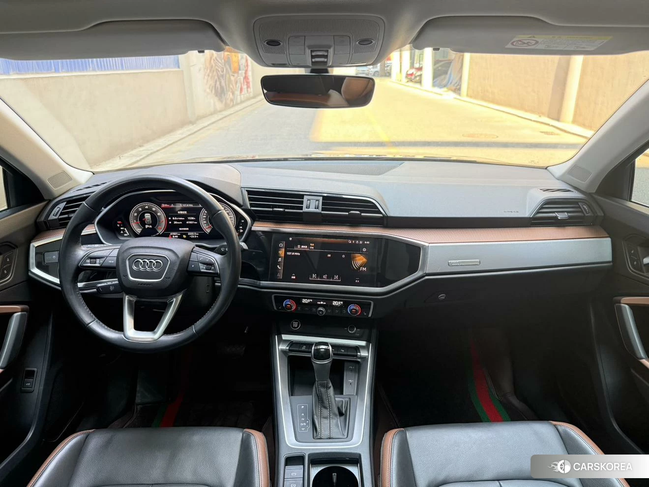 Audi Q3 2021 Темно-серый из Китая, фото 4