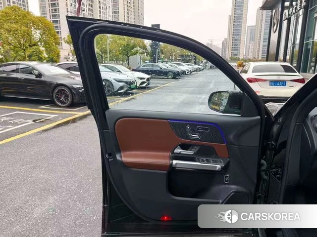 Mercedes-Benz GLB 2025 Черный из Китая, фото 4