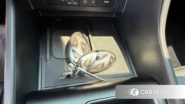 Hyundai Sonata D Edge (DN8) 2024 Серебристо-серый из Кореи, фото 4