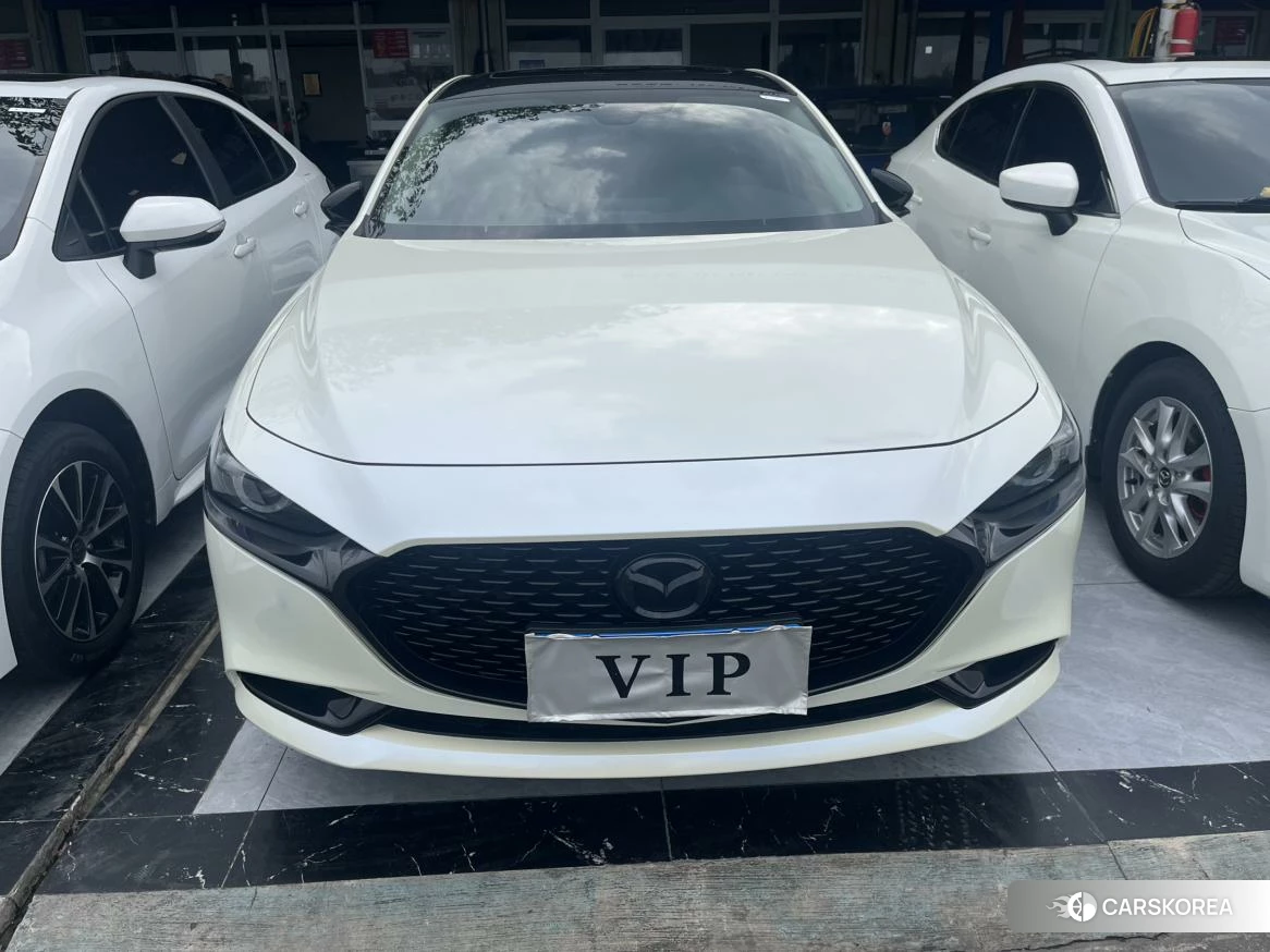 Mazda 3 2019 Белый из Китая, фото 4