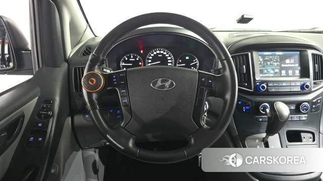 Hyundai The New Grand Starex 2018 Черный из Кореи, фото 4