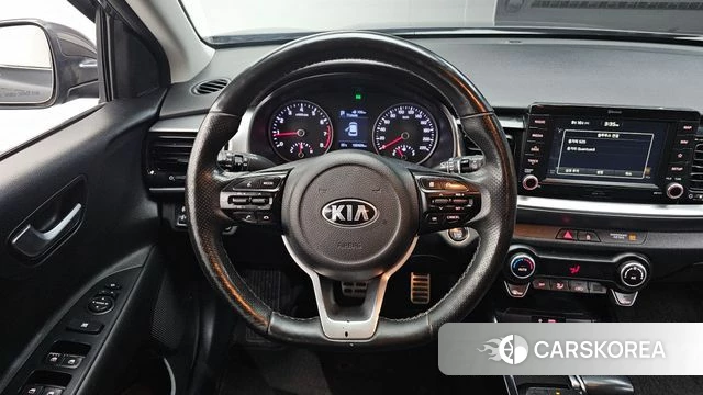 Kia Stonic 2018 Серый из Кореи, фото 4