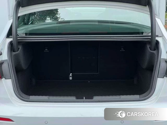 Audi A3 2024 Белый из Китая, фото 4