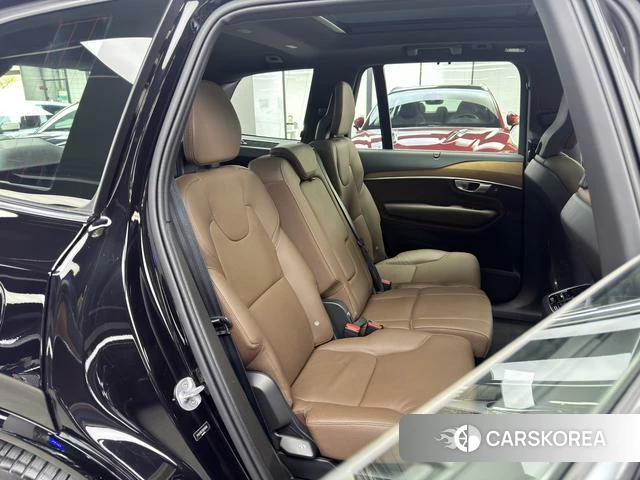 Volvo XC90 2024 Черный из Китая, фото 4