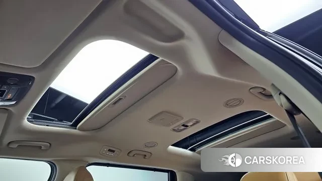 Kia Carnival 4th generation 2023 Черный из Кореи, фото 4