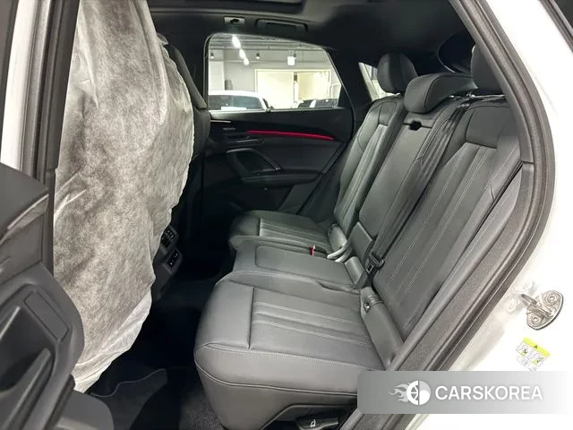 Audi Q5 (80A) 2025 Белый из Кореи, фото 4