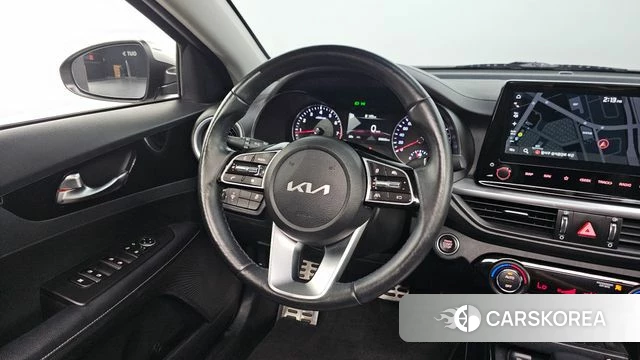Kia The New K3 2nd generation 2024 Серый из Кореи, фото 4
