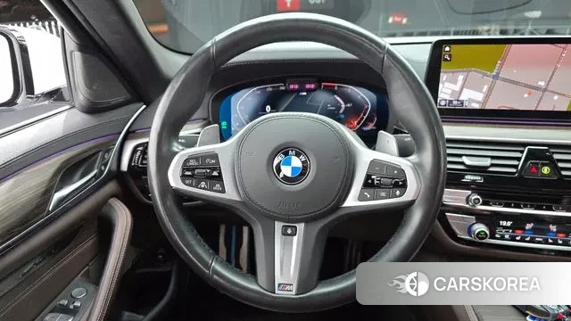 BMW 5 Series (G30) 2020 Белый из Кореи, фото 4