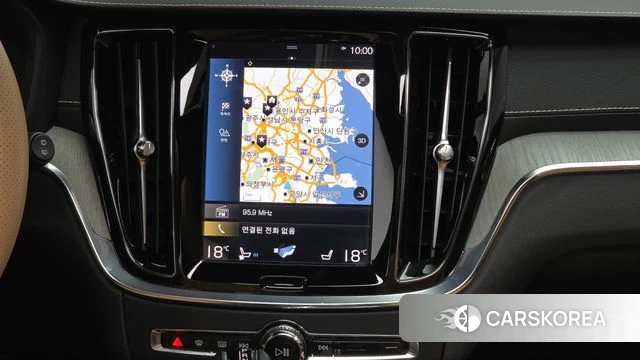 Volvo V60 Cross-Country 2nd Generation 2020 Жемчужный цвет из Кореи, фото 4