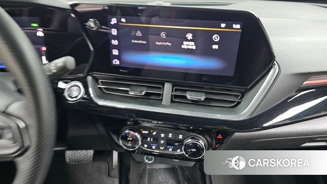 Chevrolet (GM Daewoo) Trax Crossover 2023 Черный из Кореи, фото 4