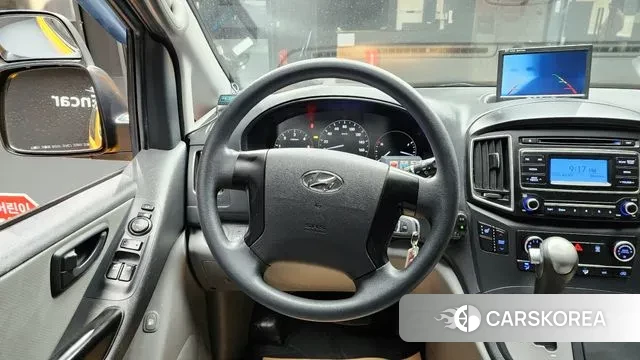 Hyundai The New Grand Starex 2019 Желтый из Кореи, фото 4