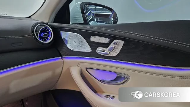 Mercedes-Benz CLS-Class C257 2022 Белый из Кореи, фото 4