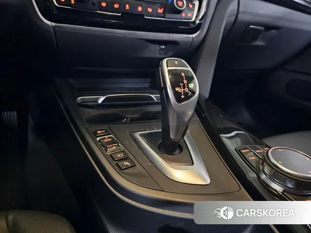 BMW 4 Series (F32) 2018 Белый из Кореи, фото 4