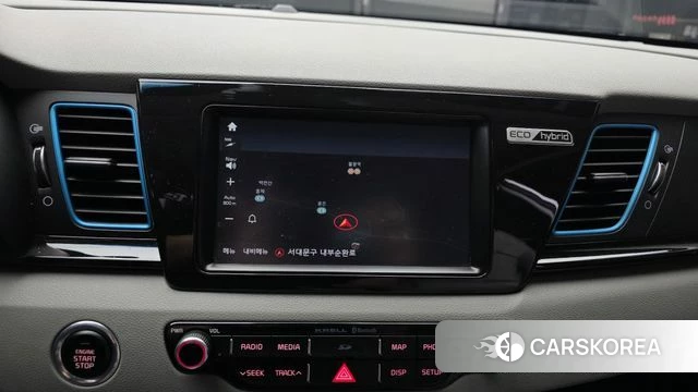 Kia Niro 2018 Белый из Кореи, фото 4