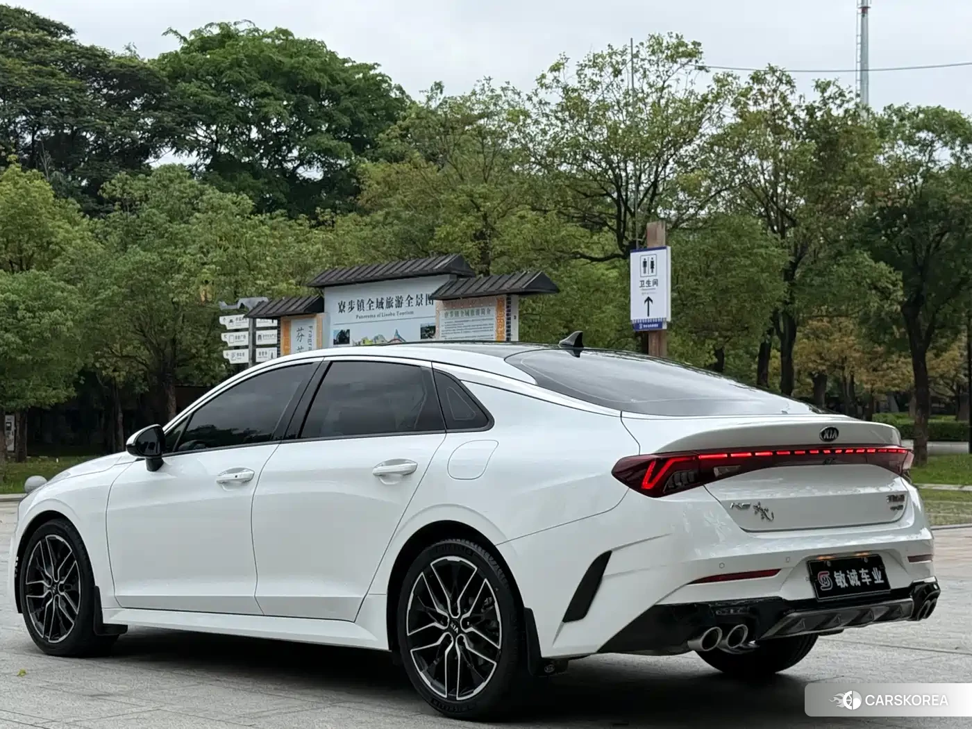 Kia K5 2021 Белый из Китая, фото 4