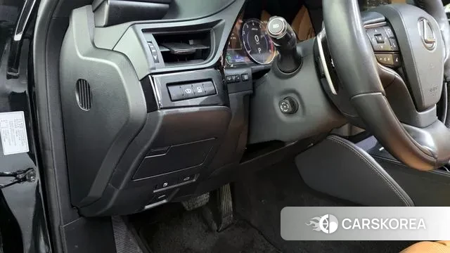 Lexus ES300h 7th generation 2024 Черный из Кореи, фото 4