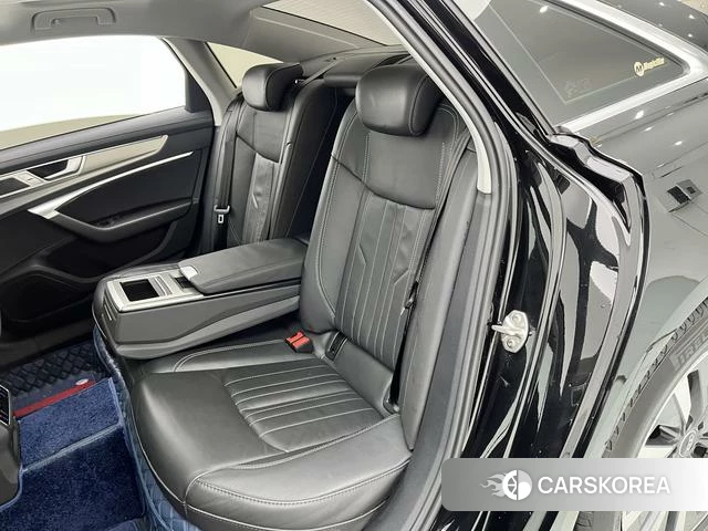 Audi A6L 2023 Черный из Китая, фото 4