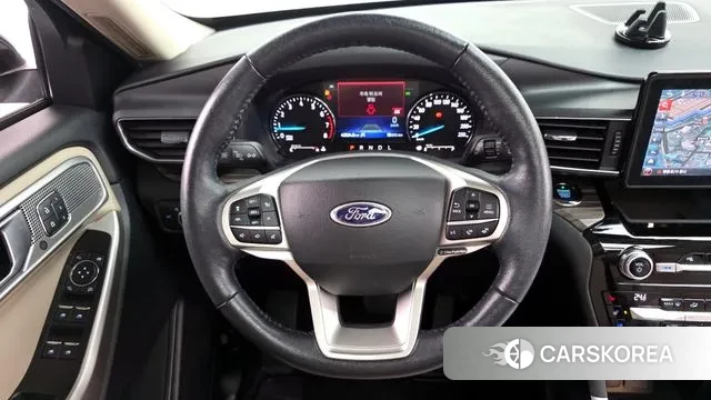 Ford Explorer 6th Generation 2021 Белый из Кореи, фото 4