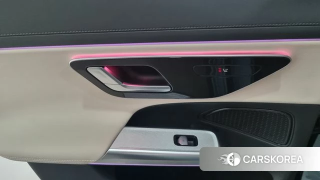 Mercedes-Benz E-Class W214 2025 Небесно-голубой из Кореи, фото 4