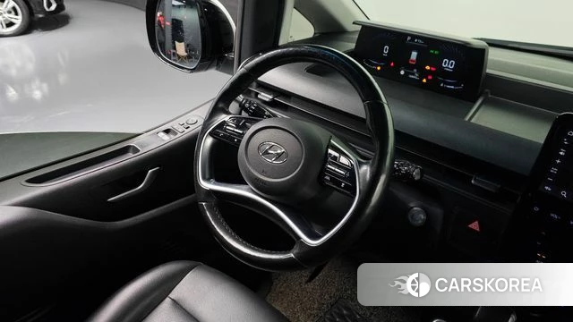 Hyundai Staria 2021 Серебристо-серый из Кореи, фото 4