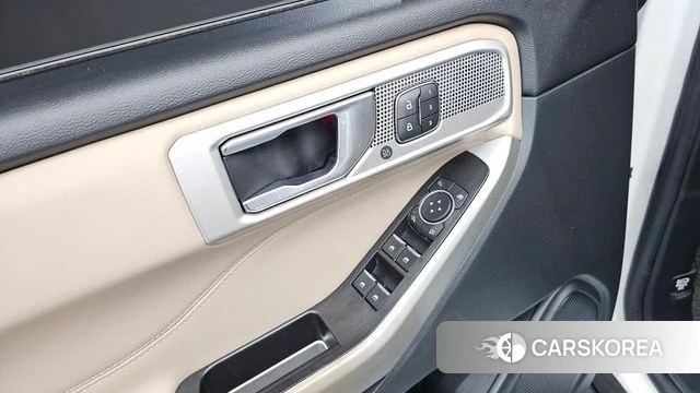 Ford Explorer 6th Generation 2021 Белый из Кореи, фото 4