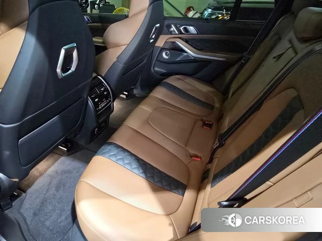 BMW X5M (G05) 2025 Черный из Кореи, фото 4