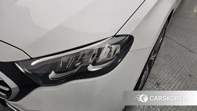 Mercedes-Benz E-Class W214 2024 Белый из Кореи, фото 4