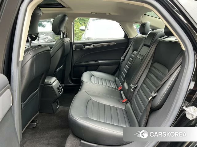 Ford Mondeo 2022 Черный из Китая, фото 4