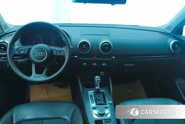 Audi A3 2021 Белый из Китая, фото 4