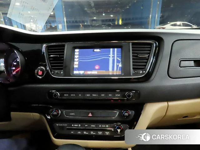 Kia All New Carnival 2018 Белый из Кореи, фото 4