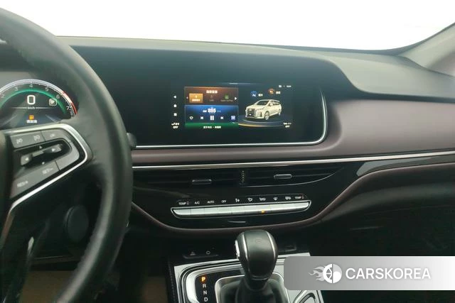 GAC Trumpchi Trumpchi M6 2024 Белый из Китая, фото 4