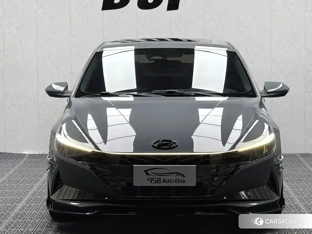 Hyundai Elantra 2022 Черный из Китая, фото 4