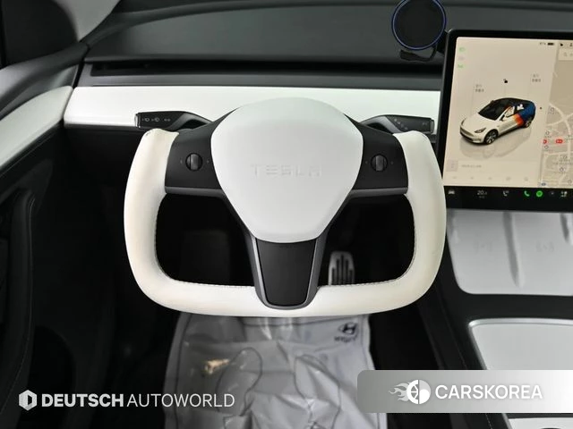 Tesla Model Y 2024 Черный из Кореи, фото 4