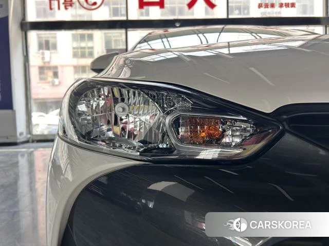 Toyota YARIS L Zhixuan 2021 Белый из Китая, фото 4