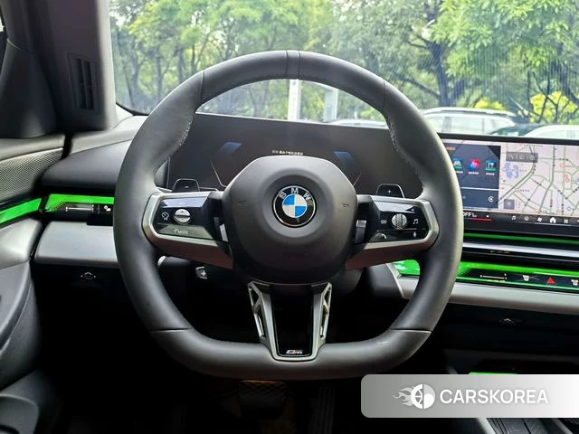 BMW 5 series 2025 Черный из Китая, фото 4
