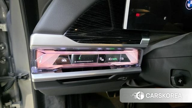 BMW 7 Series (G70) 2025 Серый из Кореи, фото 4
