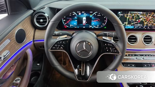 Mercedes-Benz E-Class W213 2023 Серый из Кореи, фото 4