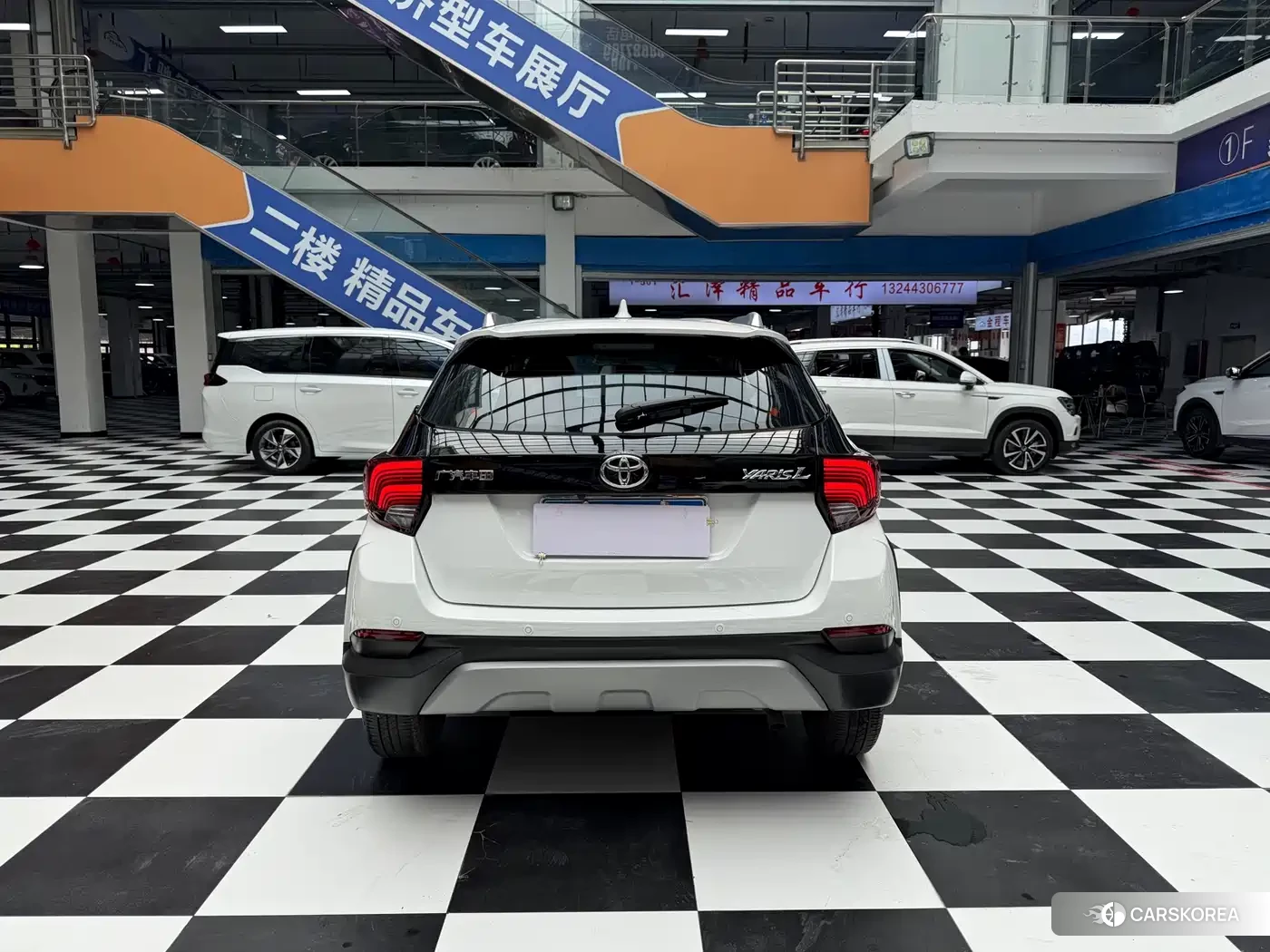 Toyota Yaris L 2022 Белый из Китая, фото 4