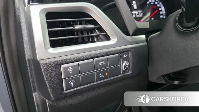 Ssangyong Beautiful Korando 2022 Серый из Кореи, фото 4