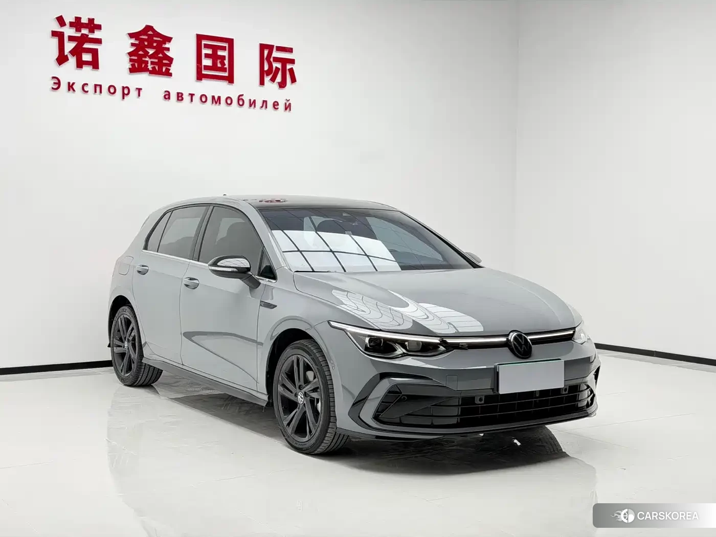 Volkswagen Golf 2022 Silver/gray из Китая, фото 4